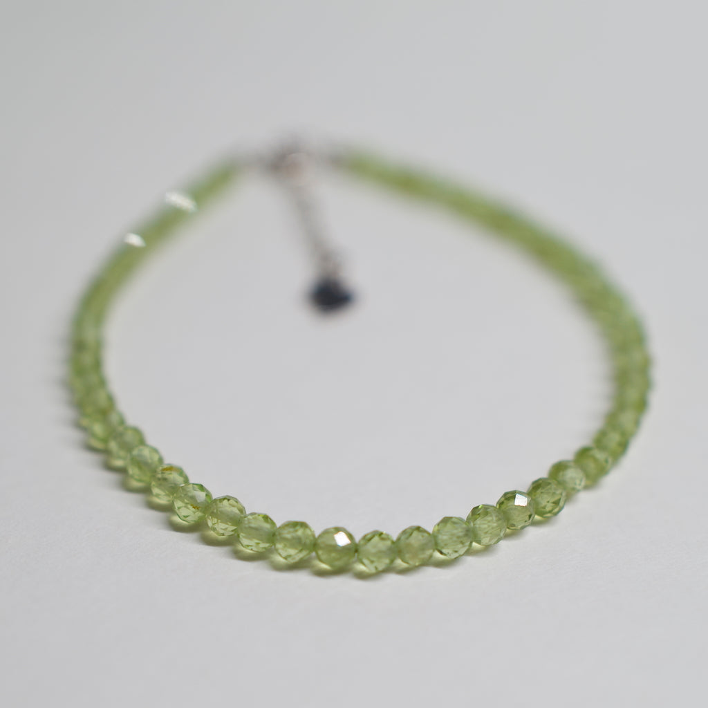 AuroraGems green beaded Colorful Necklace by ARCHEAST with faceted round stones and adjustable clasp